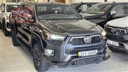 تويوتا هايلوكس